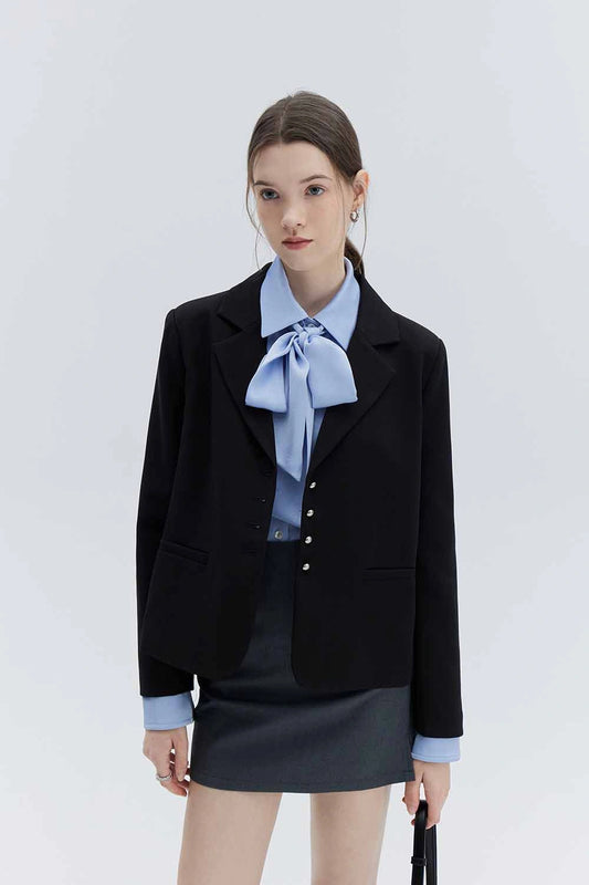 Sleek Black Tailored Blazer with Silver Button Accents