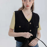 Sleeveless Tailored Vest with Symmetrical Pocket Design and Button Closure