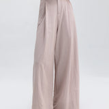 Relaxed Linen Wide-Leg Pants for a Breezy Summer Style