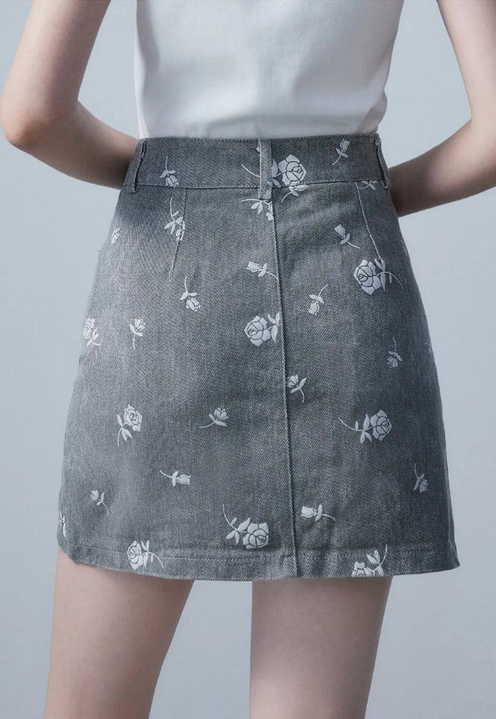 Women's Mid-Thigh A-Line Denim Skirt with Floral Print