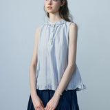 Delightful Women's Sleeveless Striped Blouse with Ruffled Collar