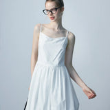 Váy mùa hè màu trắng dành cho nữ với dây đeo spaghetti và chi tiết thắt lưng