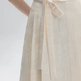 Skirt Midi Jacquard Bunga Hitam Anggun dengan Tali Pinggang