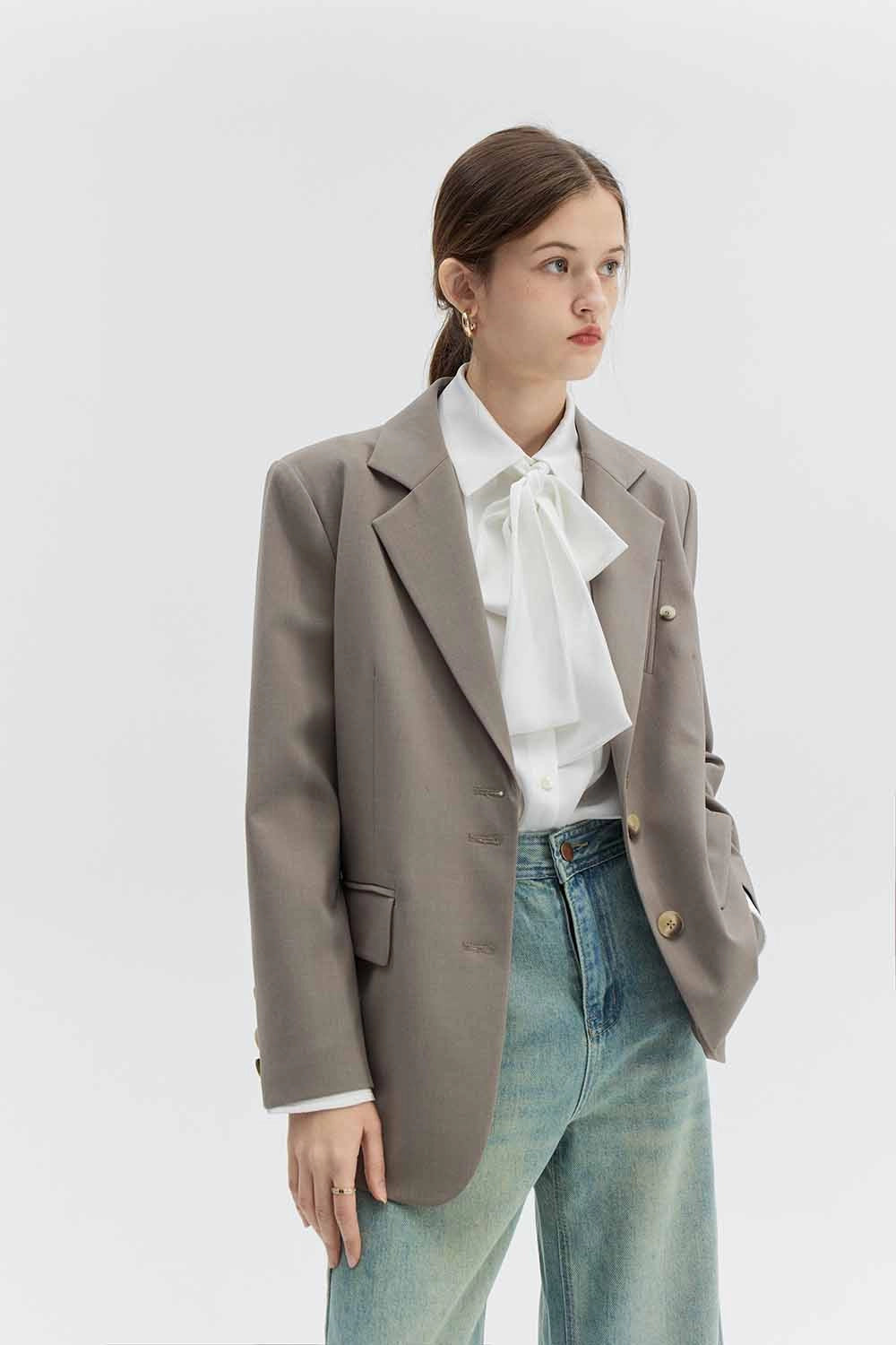 Women's Oversized Double-Breasted Blazer with Wide Lapels