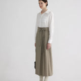 Elegant High-Waisted Pleated Skirt with Belt Detail