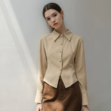 Chic Cropped Button-Up Blouse with Elegant Collar