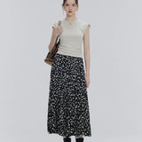 Skirt Maxi Berperingkat Blossom – Sentuhan Keanggunan dalam Setiap Langkah