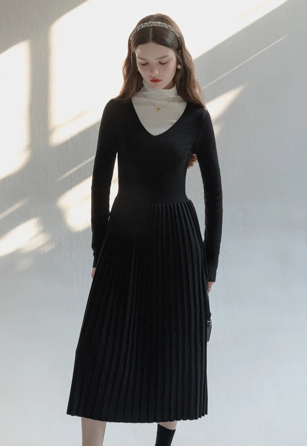 black long sleeve knit dress