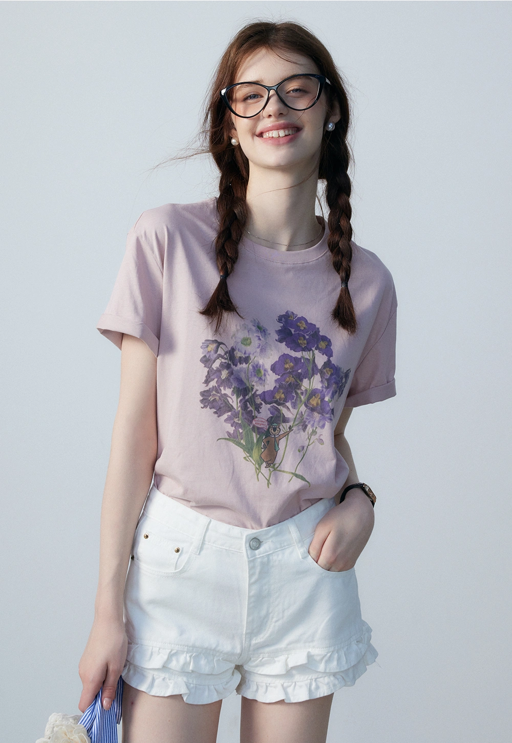 Women's Floral Graphic T-Shirt - Short Sleeve