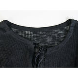 Áo len dệt kim cropped sang trọng có chi tiết cà vạt