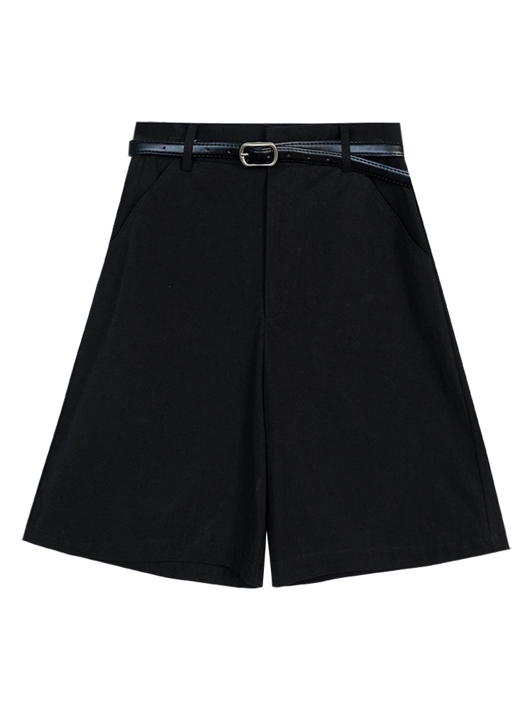Women's High-Waisted Pleated Shorts with Belt