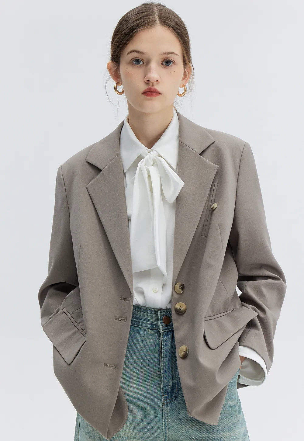 Women's Oversized Double-Breasted Blazer with Wide Lapels